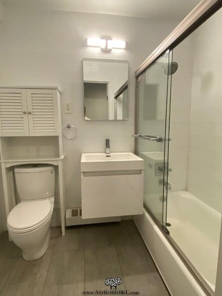 Building Photo - 3 E 124th St