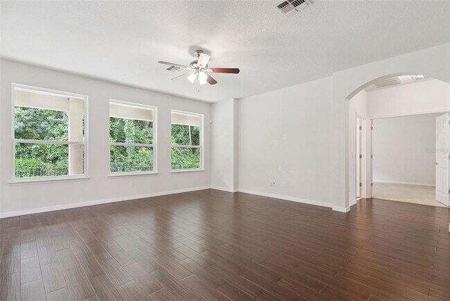 Building Photo - 660 Fanning Dr