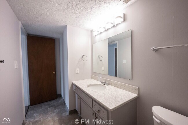 Building Photo - 324 Progress Rd