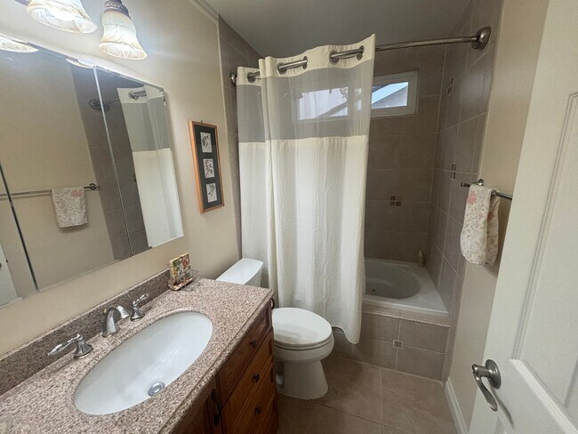 Building Photo - COMING SOON! Stunning Single-Story 3-Bedroom Home with 3-Car Garage and Community Pool in Thousan...