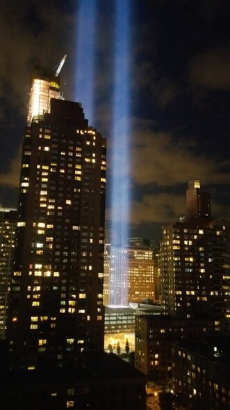 Building Photo - 380 Rector Pl