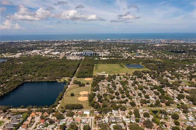 Building Photo - 11438 126th Terrace