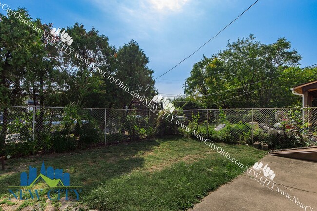 Building Photo - Four Bedroom Single Family Home in Milo-Gr...