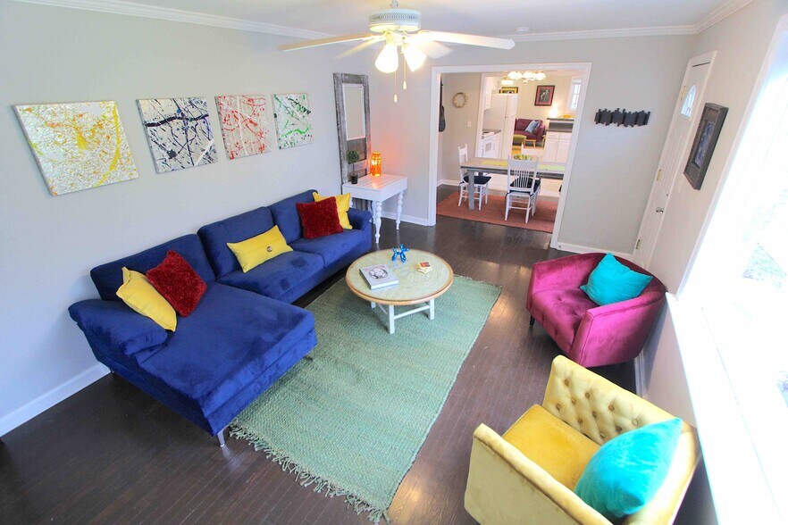 Building Photo - 2502 Woodyhill Dr