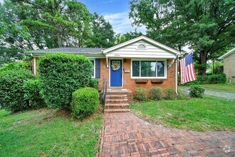 Building Photo - Lovely Three Bed One Bath Ranch Home in Wi...