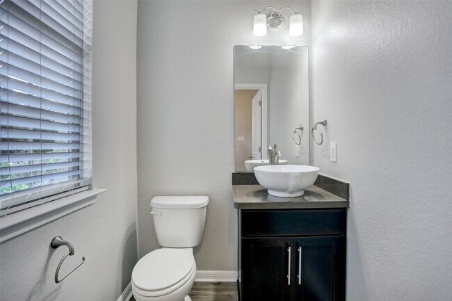 Building Photo - 12504 Ellen Ct