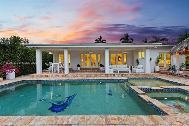 Building Photo - 12930 Oleander Rd