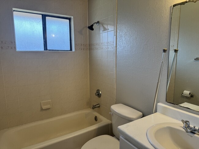 Building Photo - 13340 Horizon Blvd