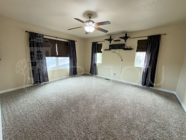 Building Photo - 7356 Big Prairie Ct