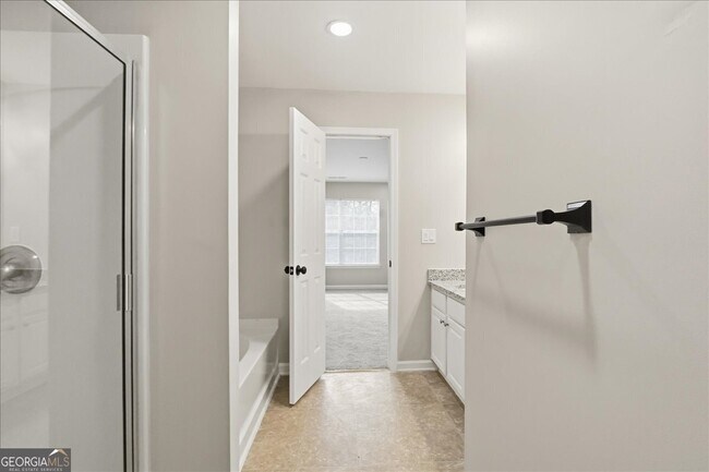 Building Photo - 5630 Lawley Rd