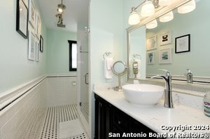 Building Photo - 333 Redwood St