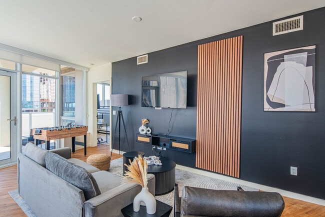 Building Photo - 101 N 1st Ave