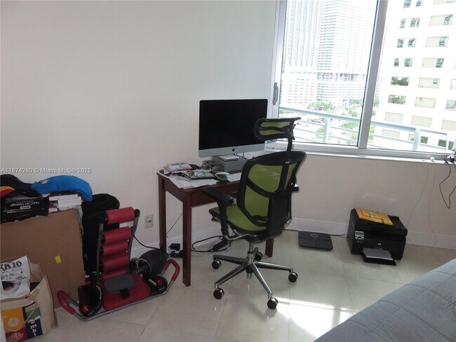 Building Photo - 335 S Biscayne Blvd
