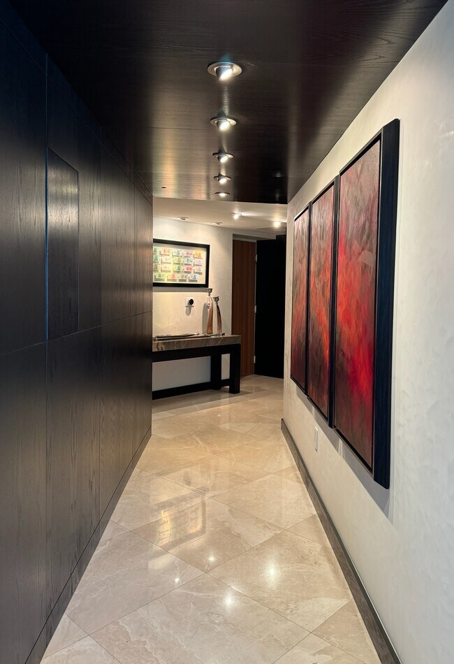 Hallway Entrance - 500 Brickell Ave