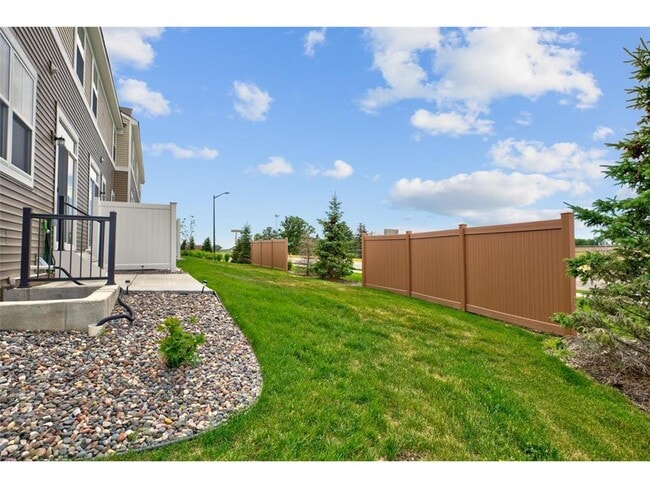 Building Photo - 7291 Alvarado Ln N