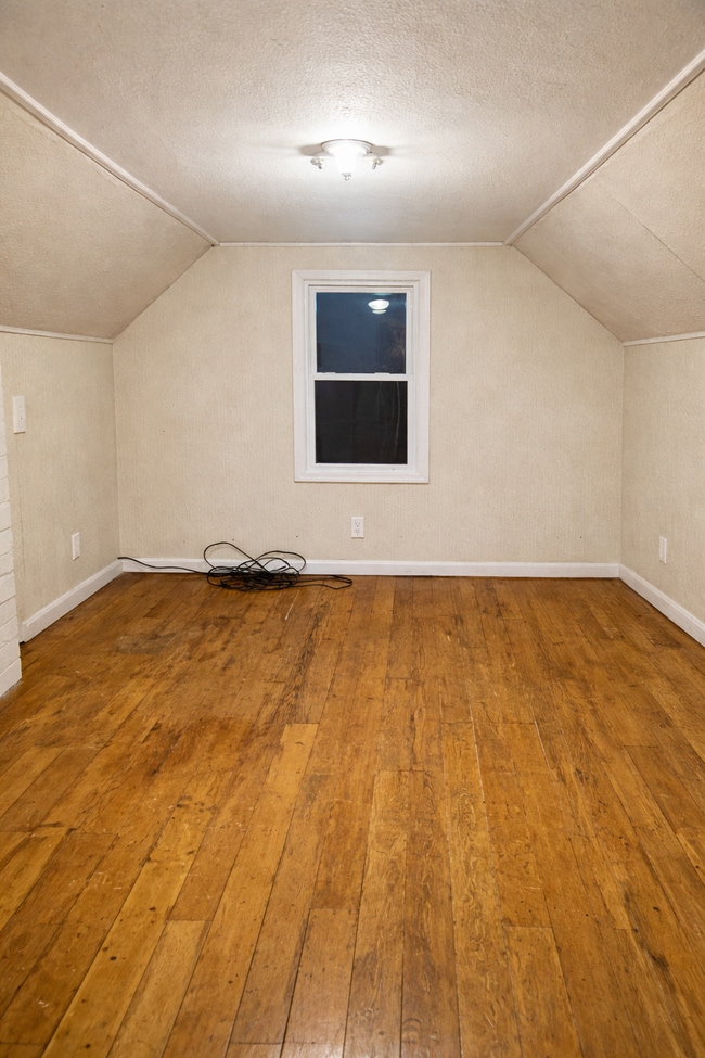 Building Photo - 750 Kirkwood St