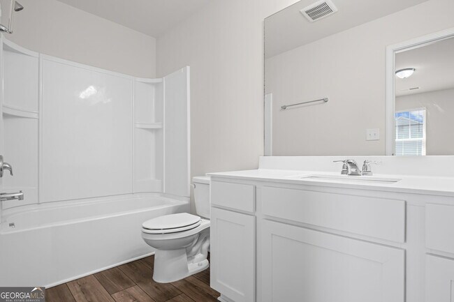 Building Photo - 406 Kings Cross Wy