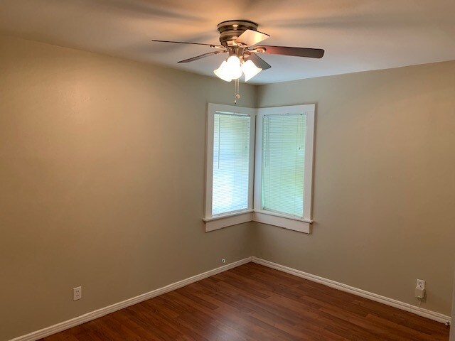 Building Photo - 3106 Akron Ave