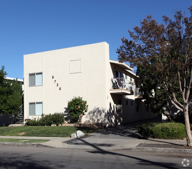 Primary Photo - 8726 Owensmouth Ave