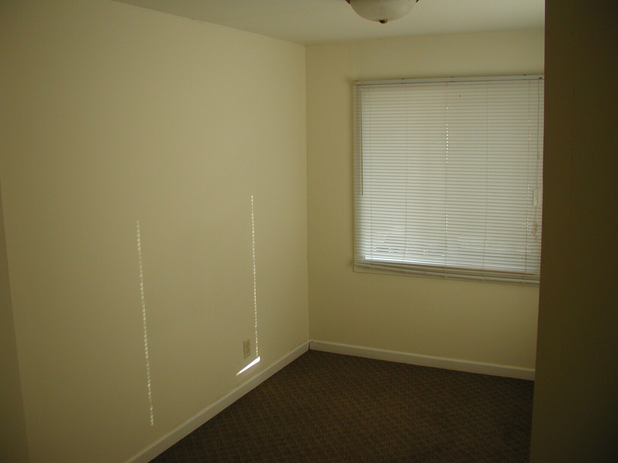 Building Photo - 402 Wolfe Ave
