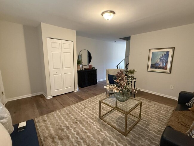 Building Photo - 2135 Koko Ln