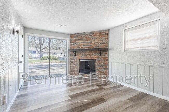 Building Photo - 11702 E 60 St