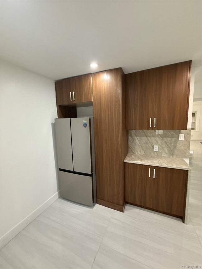 Building Photo - 309 Franklin Ave