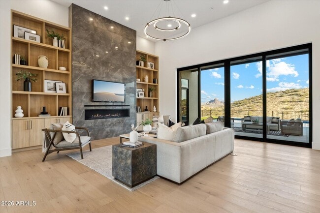 Building Photo - 15609 E Palatial Dr