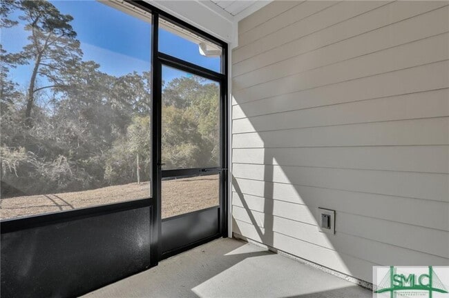 Building Photo - 157 Lower Creek Dr