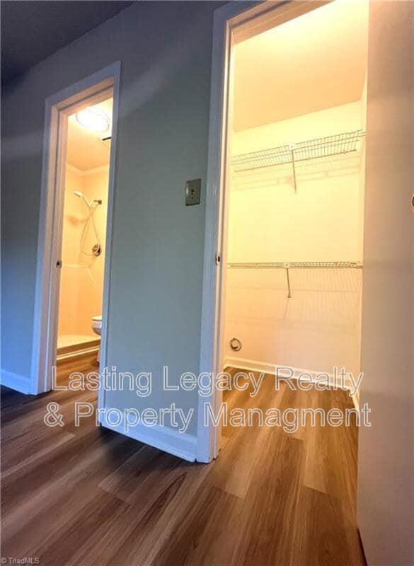 Building Photo - 212 Ridge Forest Ct