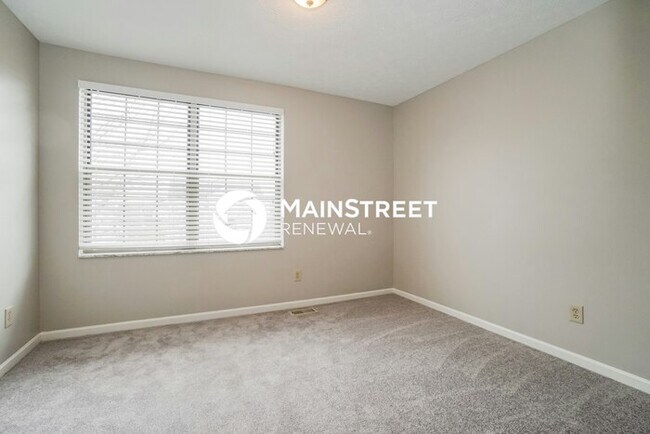 Building Photo - 4 Bedroom Pet-Friendly Home in Pickerington, OH with Main Street Renewal