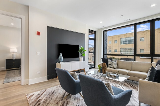 Building Photo - 5753 N Broadway