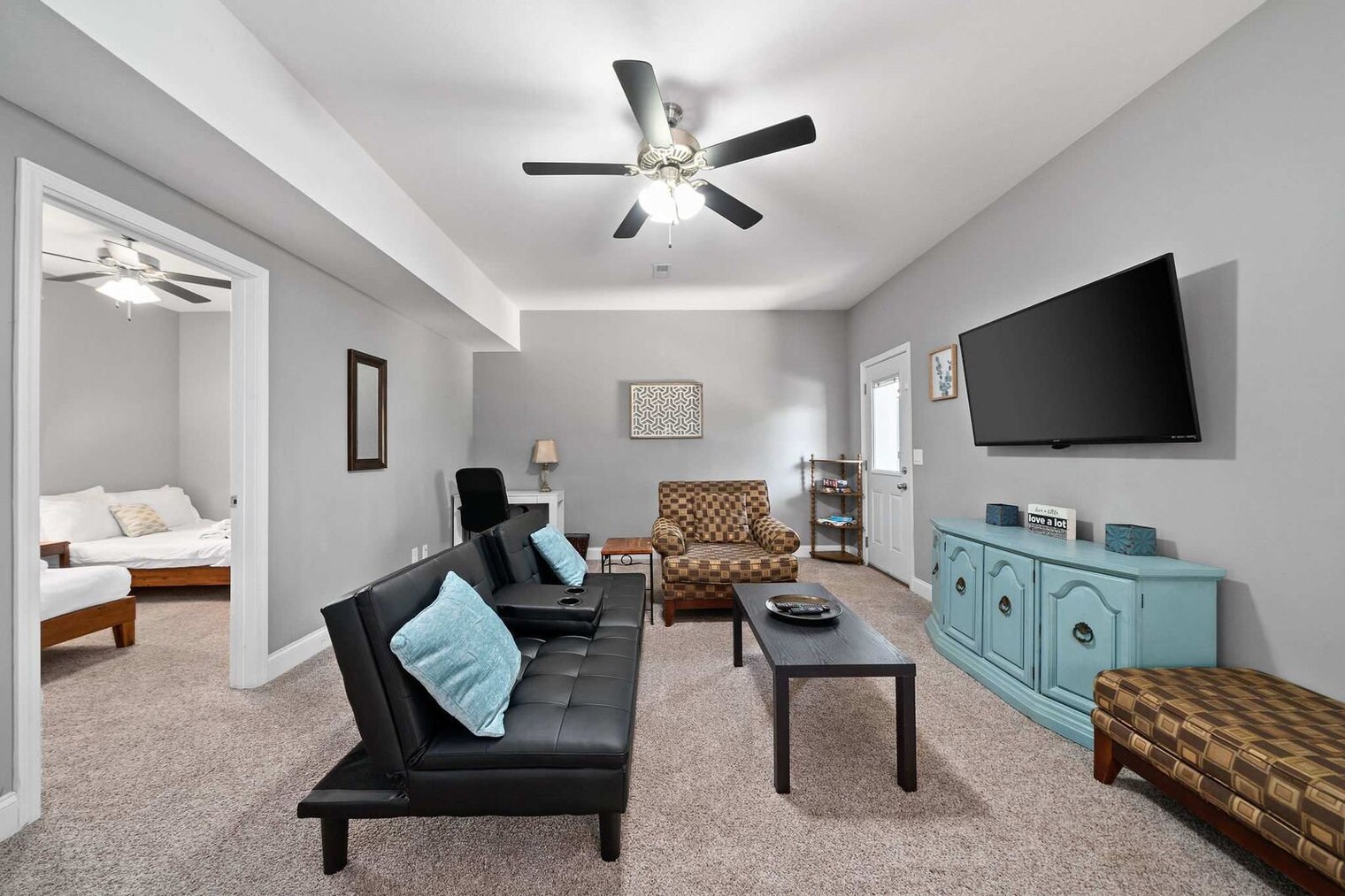 Building Photo - 2940 Lancelot Ln