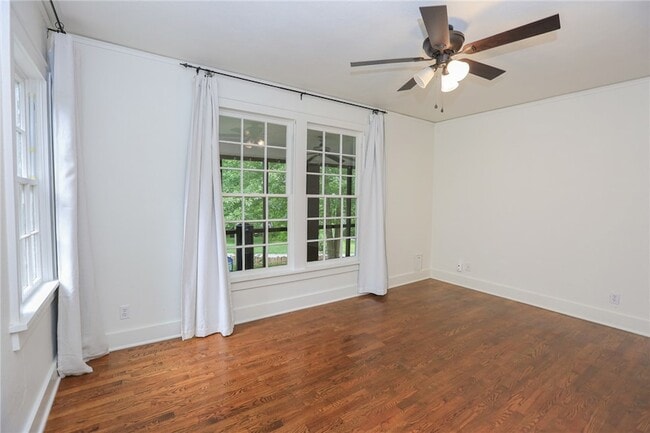 Building Photo - 610 N Olive Ave