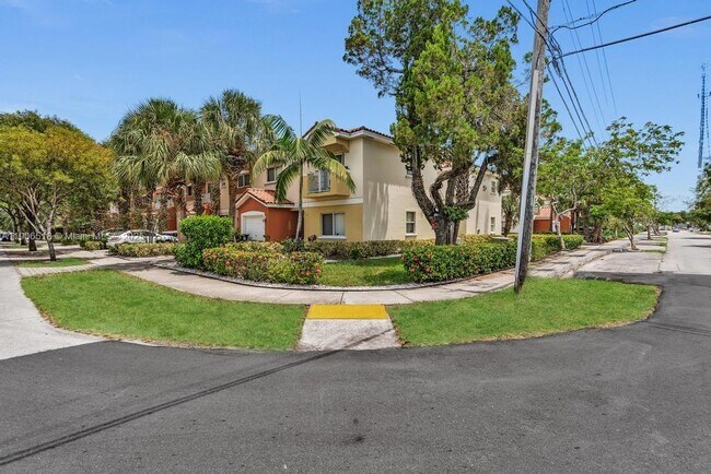 Building Photo - 1315 NW 2nd St