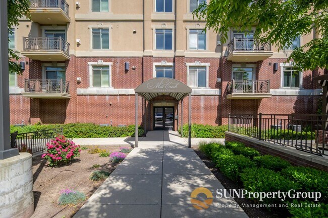 Building Photo - Freshly Updated Luxury Condo In Desirable Millcreek Terrace Community
