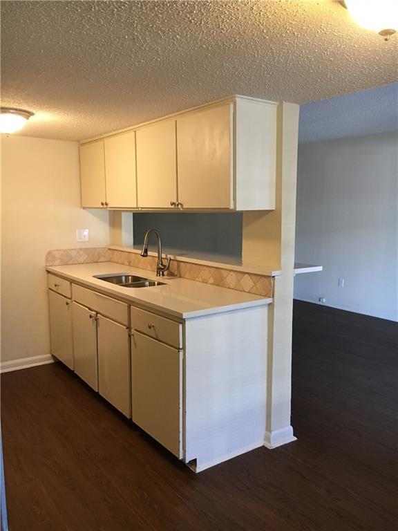 Building Photo - 4709 Harmon Ave