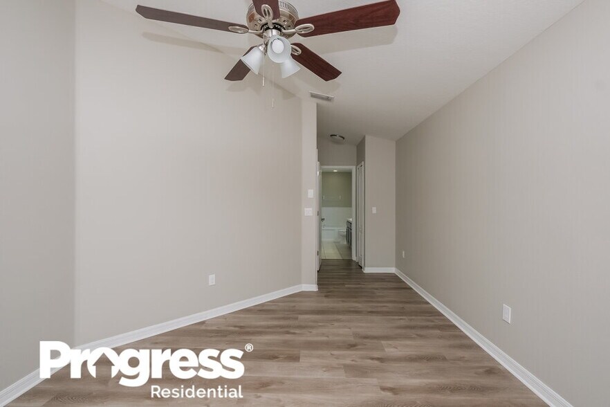 Building Photo - 8139 Alamosa Wood Ave