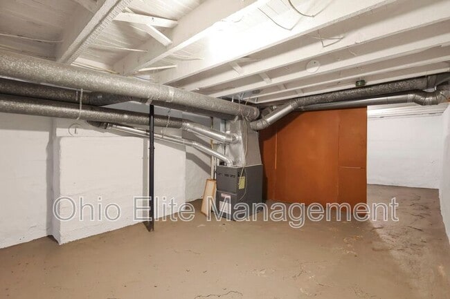 Building Photo - 2709 Sullivant Ave