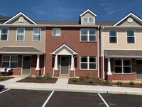 Building Photo - 7042 Magnolia Crossings
