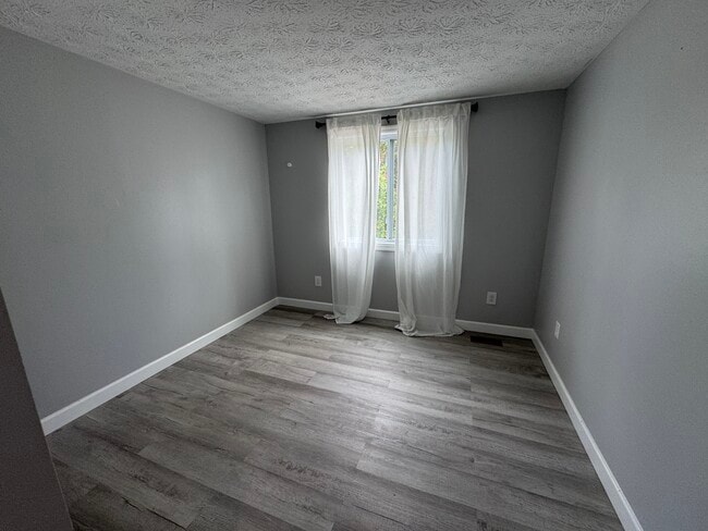 Building Photo - 5585 Hecate Ct