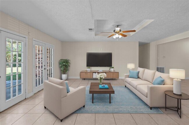 Building Photo - 5818 Silver Frst Dr