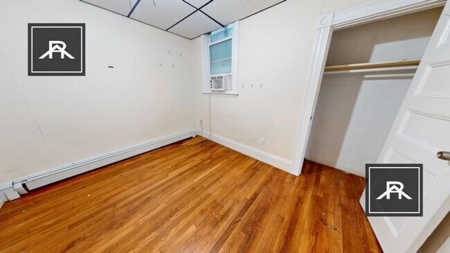 Building Photo - 4 bedroom in Boston MA 02115