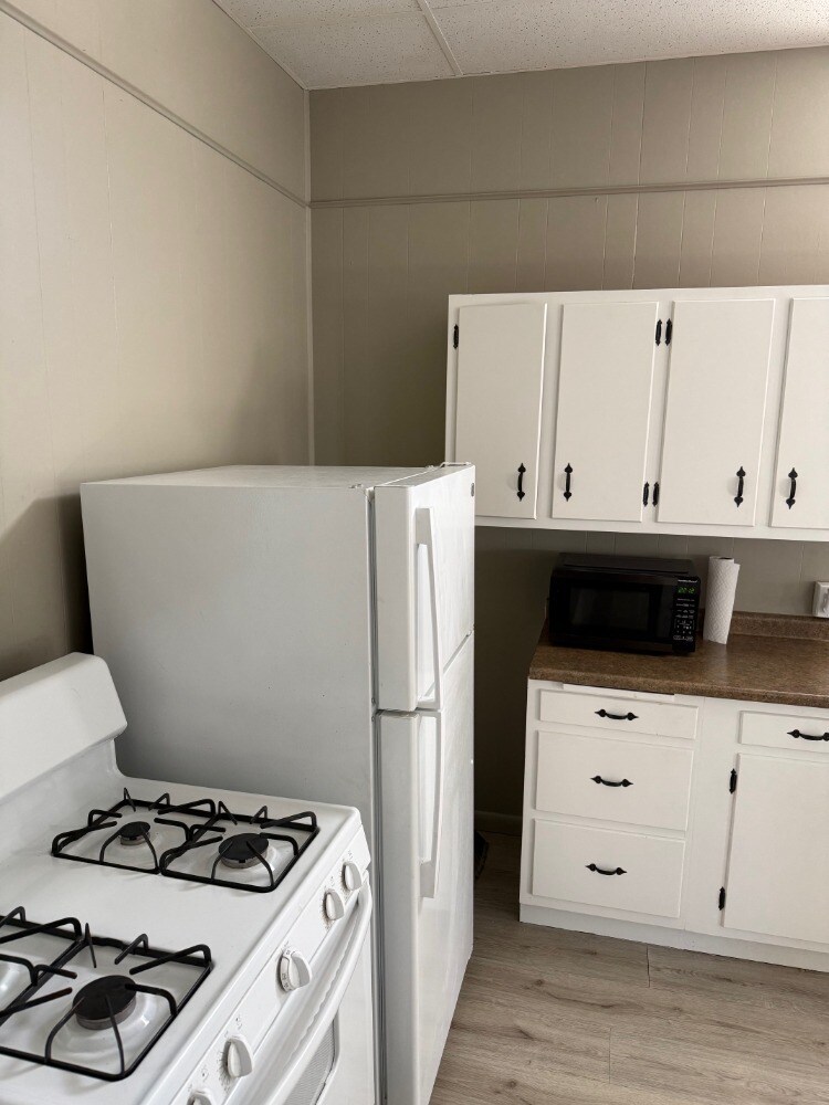 Building Photo - 5225 Brightwood Rd