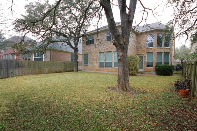 Building Photo - 11608 Spicewood Pkwy
