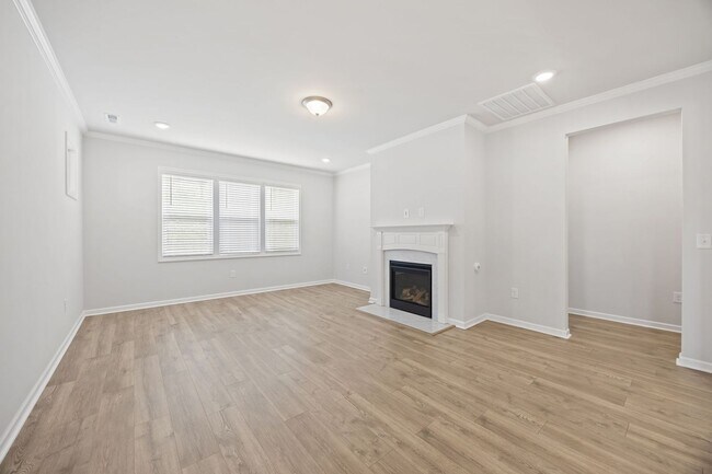 Building Photo - Beautiful, Gorgeous, New Contruction, 5 Bedroom, Garage, Bonus Room, Office, Pet Friendly!