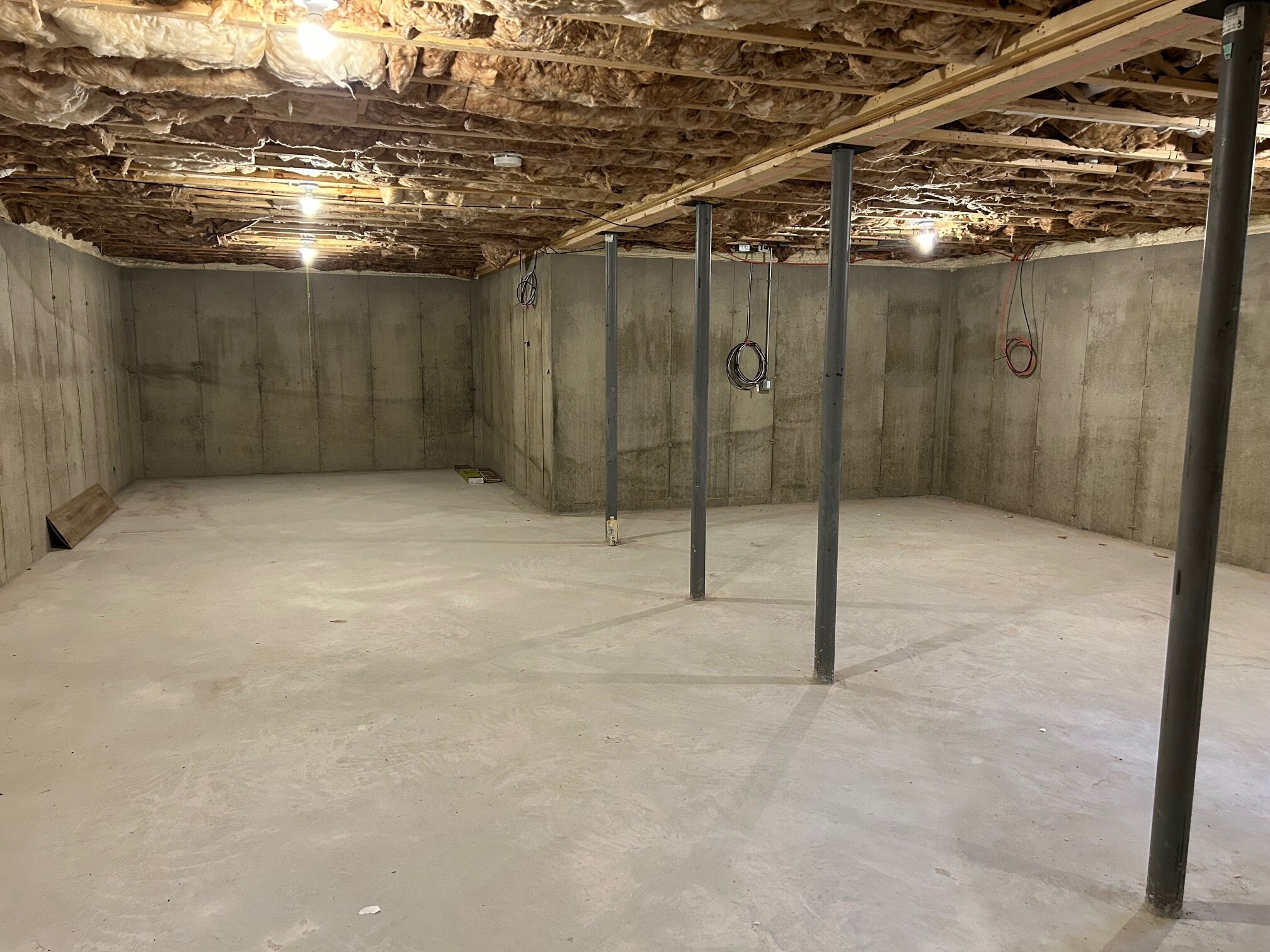 Building Photo - 393 Pleasant Valley Rd