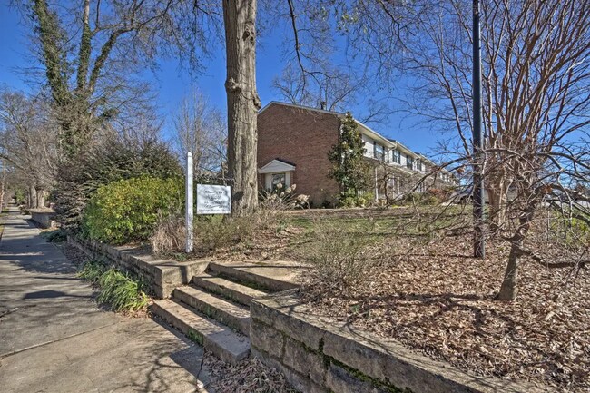 Building Photo - 408 Townes St