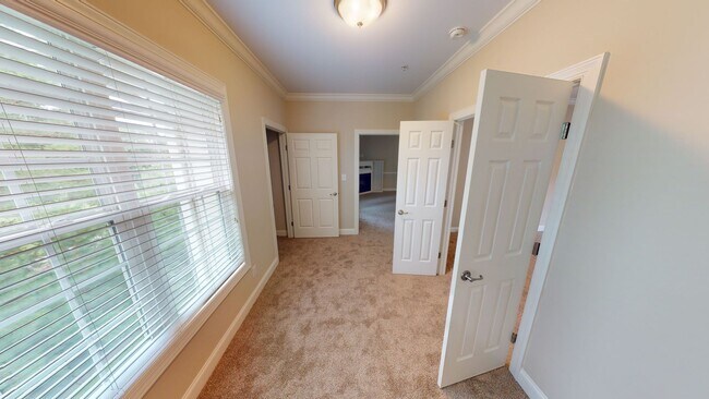 Building Photo - Extra Large Condo in Anderson Creek Club C...
