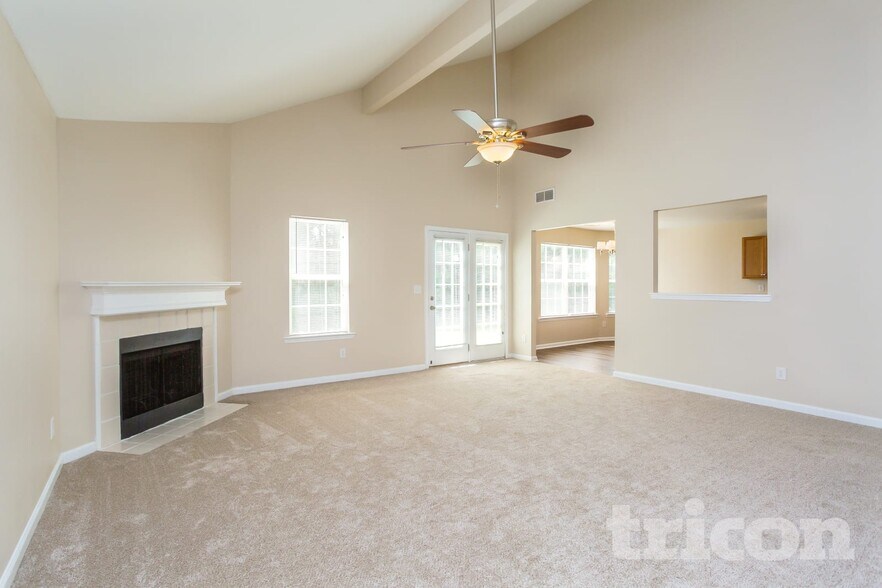 Building Photo - 145 Lakeview Trail